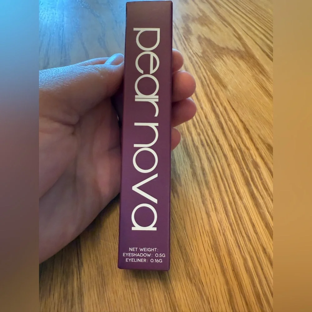 Pear Nova Eyeshadow and Eyeliner Duo - Amethyst